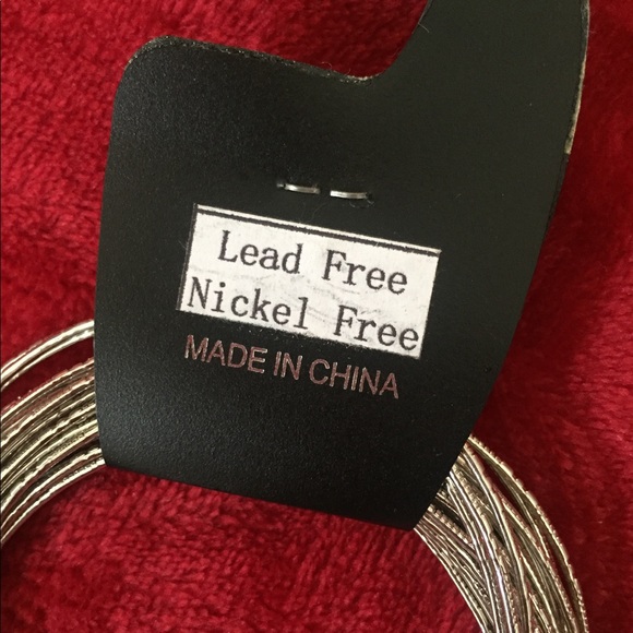 Silver colored bangles - Picture 2 of 2